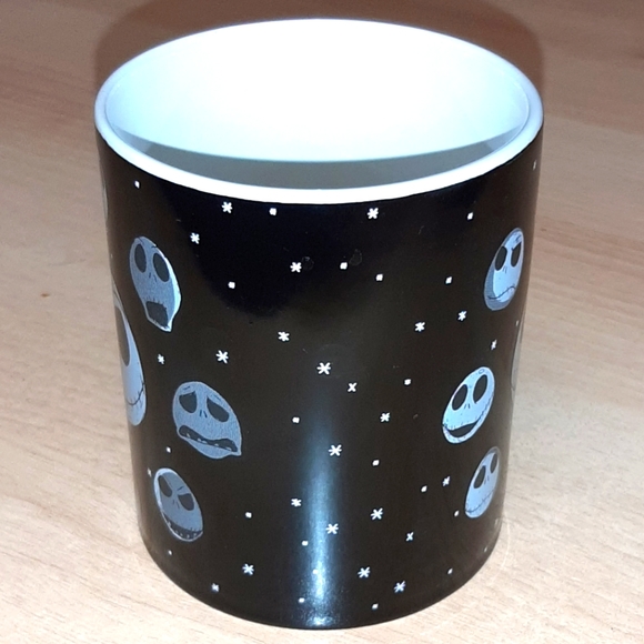 The Nightmare Before Christmas Black Mug NWT - Picture 5 of 7